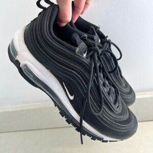 Nike Black & White Air Max 97 Next Nature Low-Top Sneakers Size 8 DH8016-001